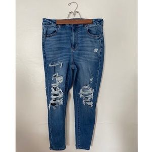 American Eagle Distressed Curvy Hi-Rise Jegging